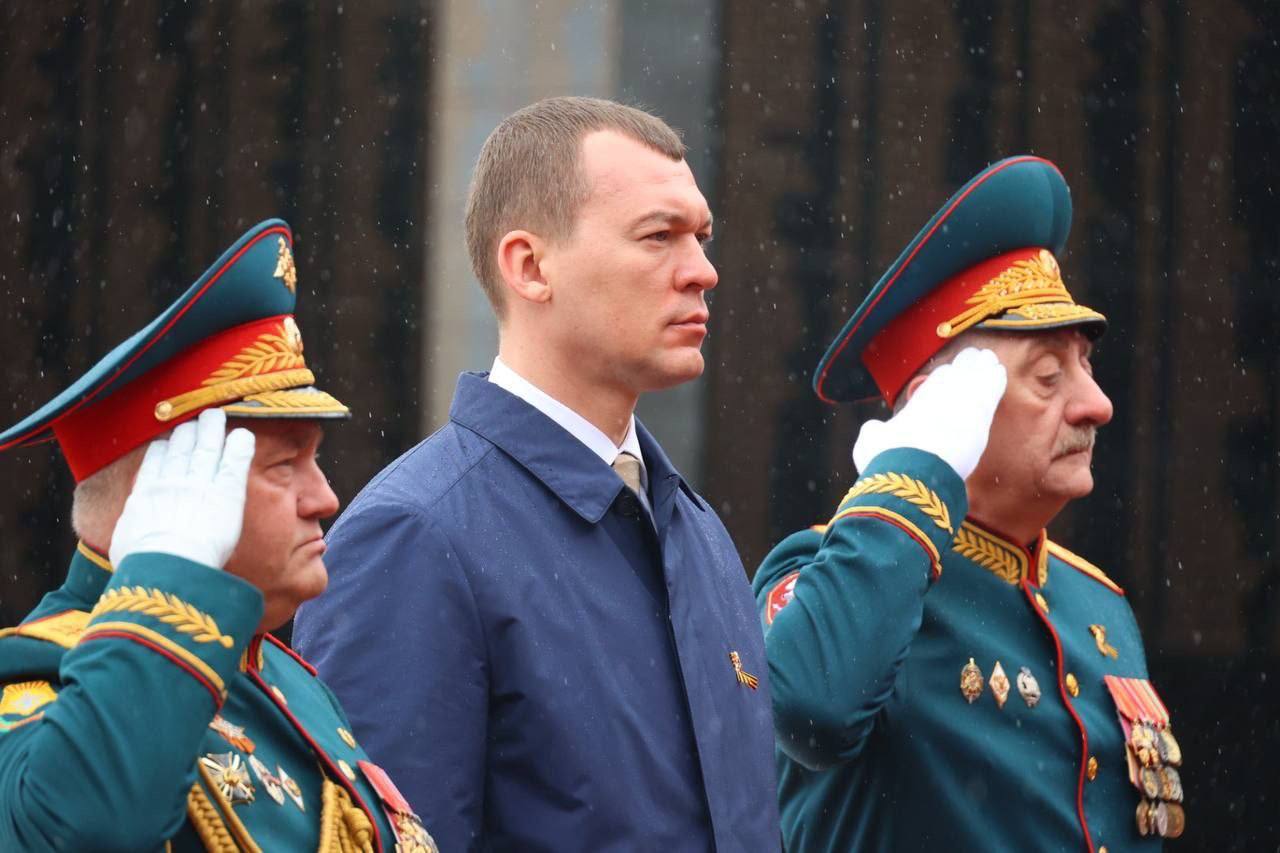 Губернатор Михаил Дегтярев поздравил жителей Хабаровского края с Днем ...